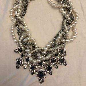 Big statement pearl & stone necklace